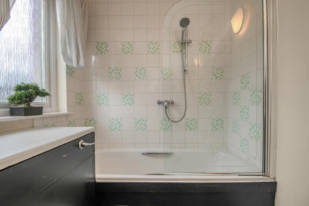 Edinburgh City Center Coady Apartment Sleeps 5 Free Car Park Space Exterior photo